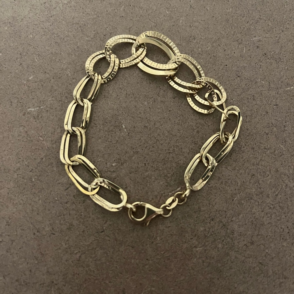 Gold bracelet